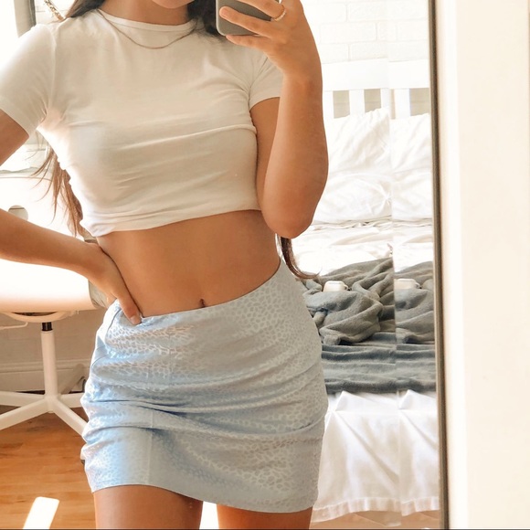 Princess Polly leopard satin mint mini skirt 6 💖 - Picture 4 of 8